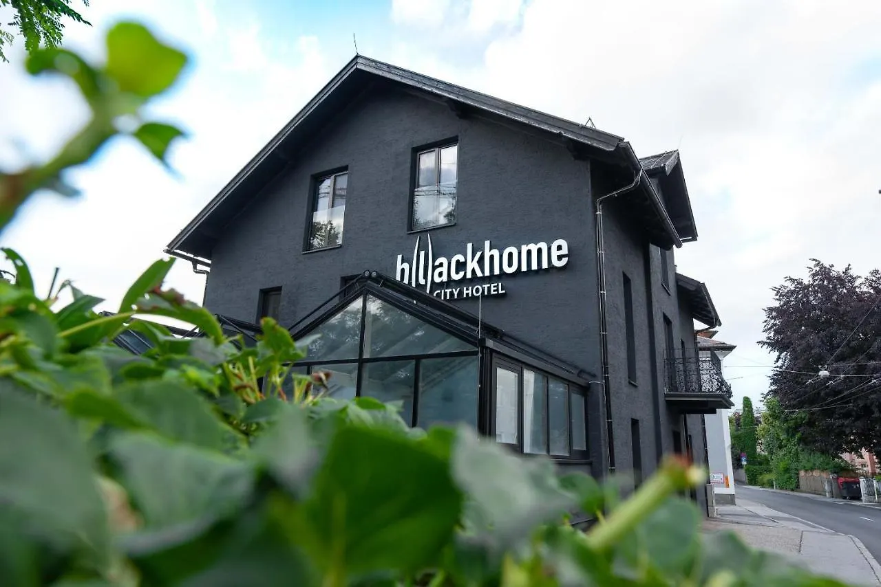 Blackhome Salzburg City I Contactless Check-In