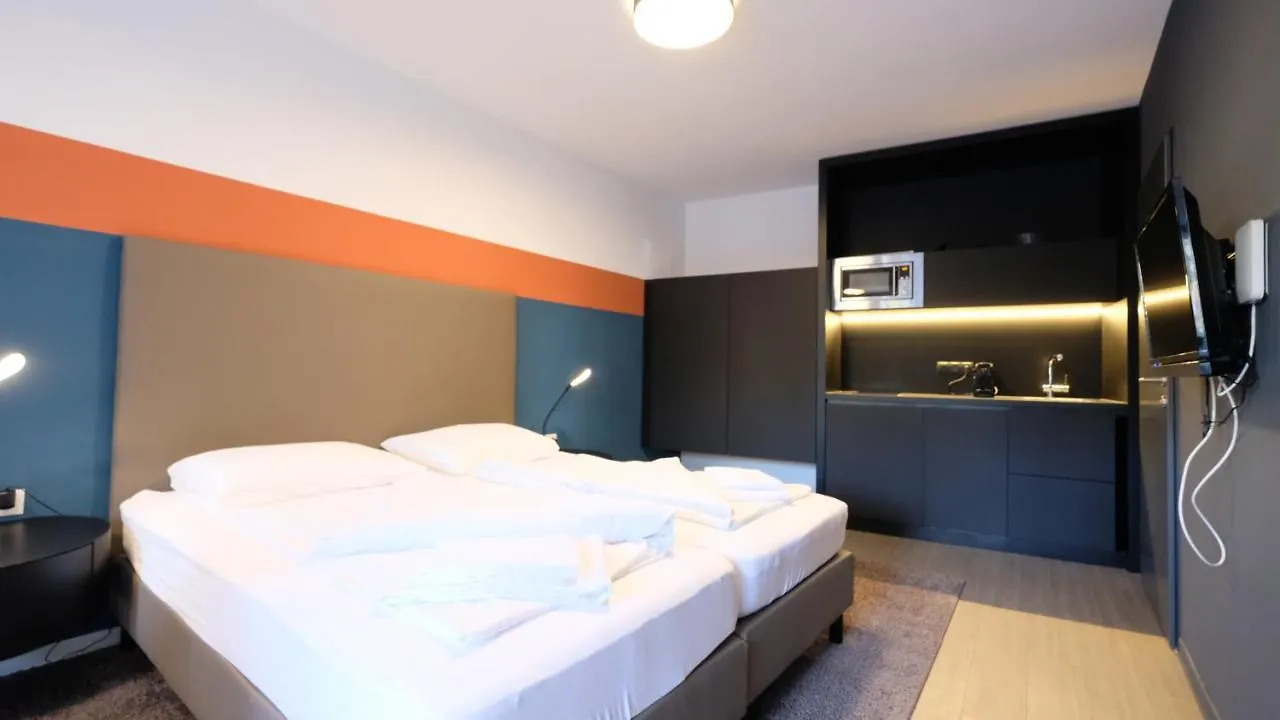 Blackhome Salzburg City I Contactless Check-In Austria